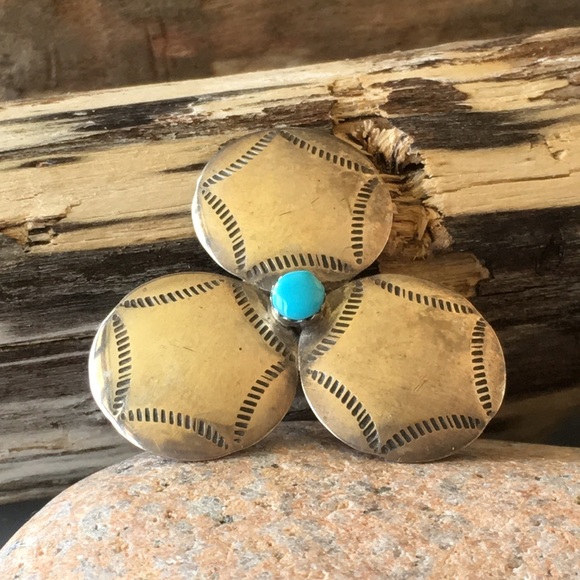 Native American Navajo Turquoise Earrings - Picture 3 of 8